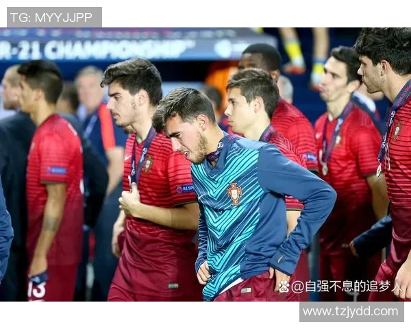 各球队最强阵容中的足球明星们展现巅峰实力与精彩表现